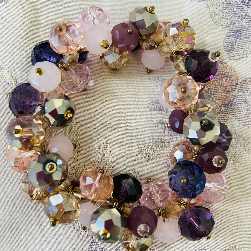 Ali Khan NY Vtg Super cute crystal stretch bracelet with maker’s mark